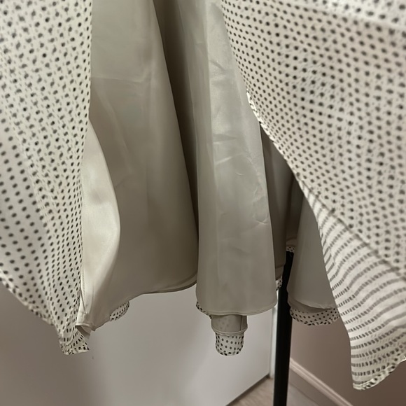 VINTAGE Banana Republic Silk Chiffon Dotted Swing Circle Skater Skirt size 4 - Picture 6 of 17